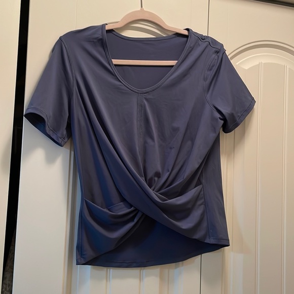 lululemon athletica Tops - Lululemon twist shirt